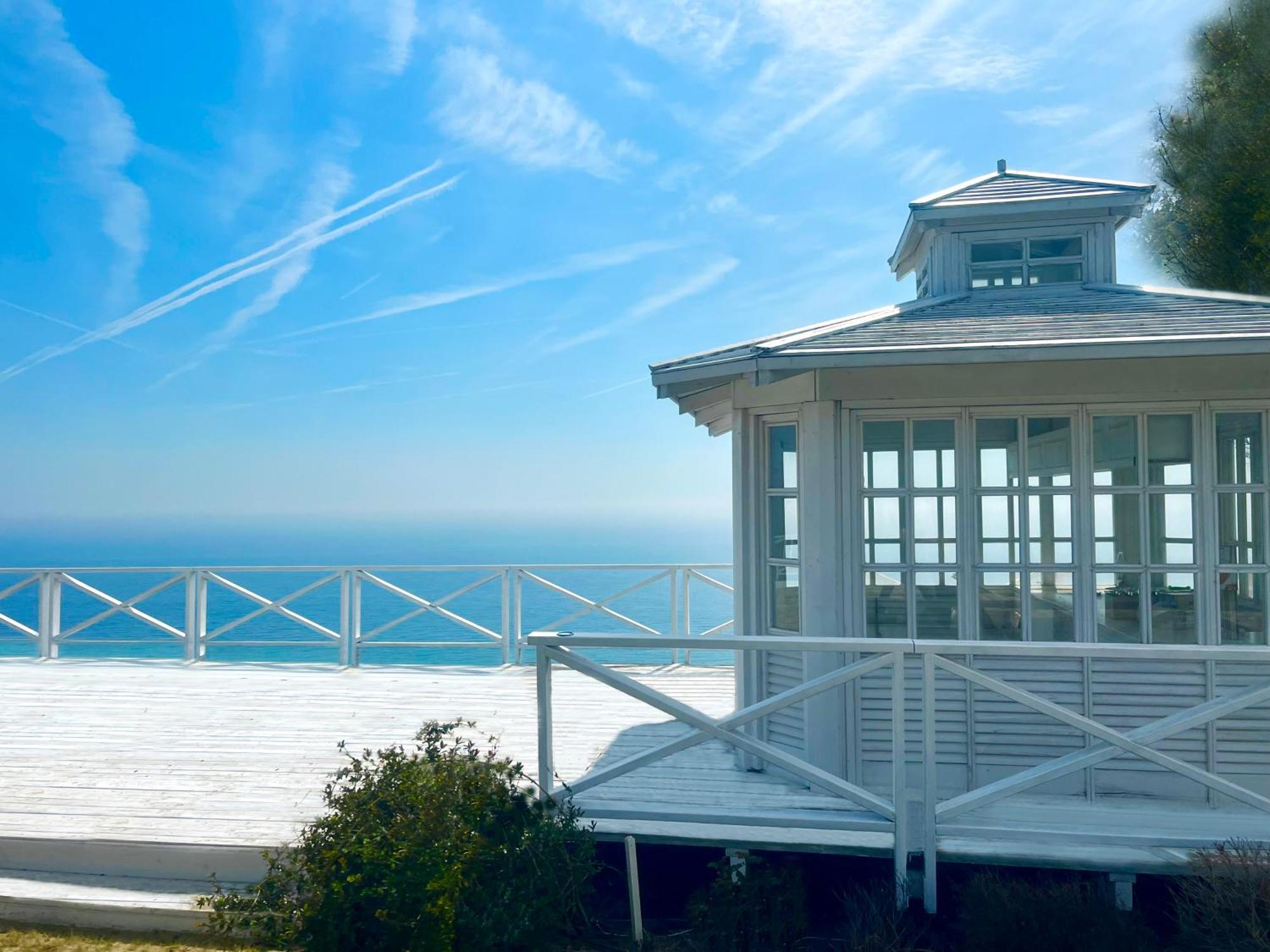 Luxury Lighthouse Golf Villa Balchik Exterior photo